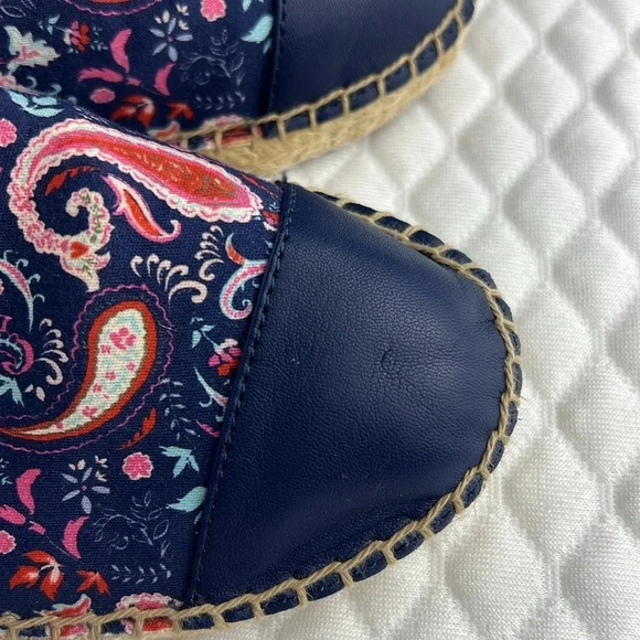 Talbots India Ink Multi Izzy Toe Cap Espadrille Flats Canvas Paisley Blue Sz 7.5 - Picture 6 of 16
